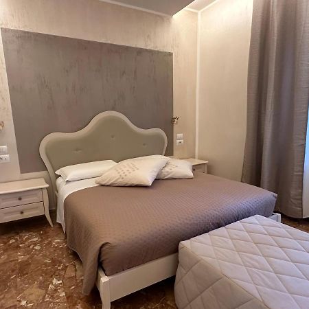 Comforthouse Lavilla Ladispoli Exterior foto