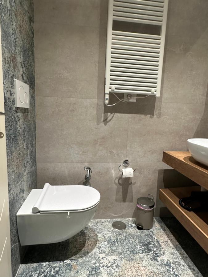 Comforthouse Lavilla Ladispoli Exterior foto